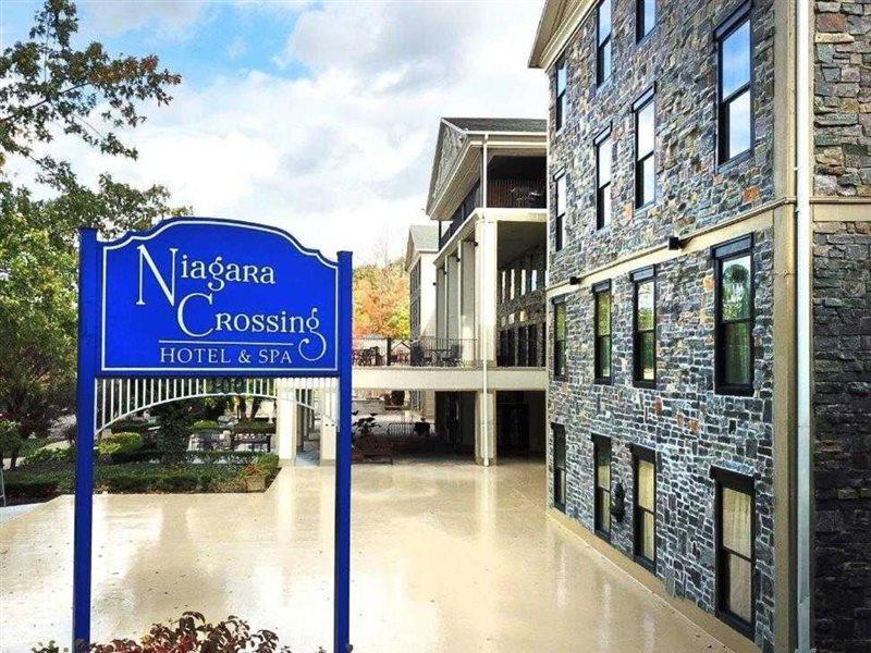 לוויסטון Niagara Crossing Hotel And Spa מראה חיצוני תמונה