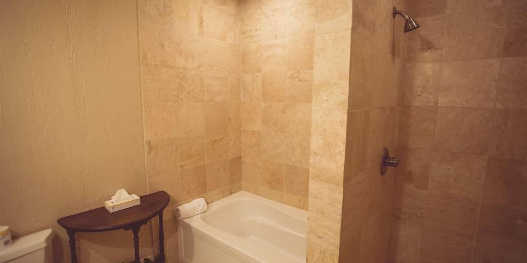 לוויסטון Niagara Crossing Hotel And Spa מראה חיצוני תמונה