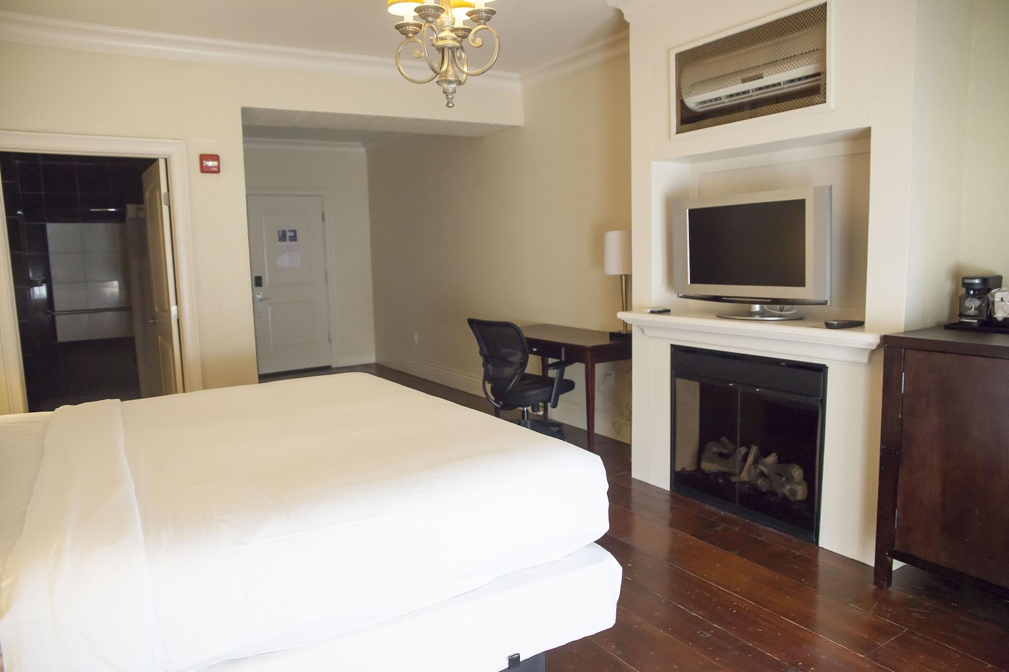 לוויסטון Niagara Crossing Hotel And Spa מראה חיצוני תמונה
