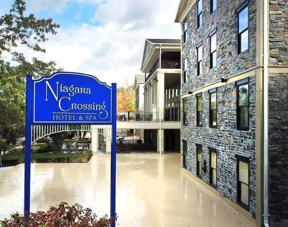 לוויסטון Niagara Crossing Hotel And Spa מראה חיצוני תמונה