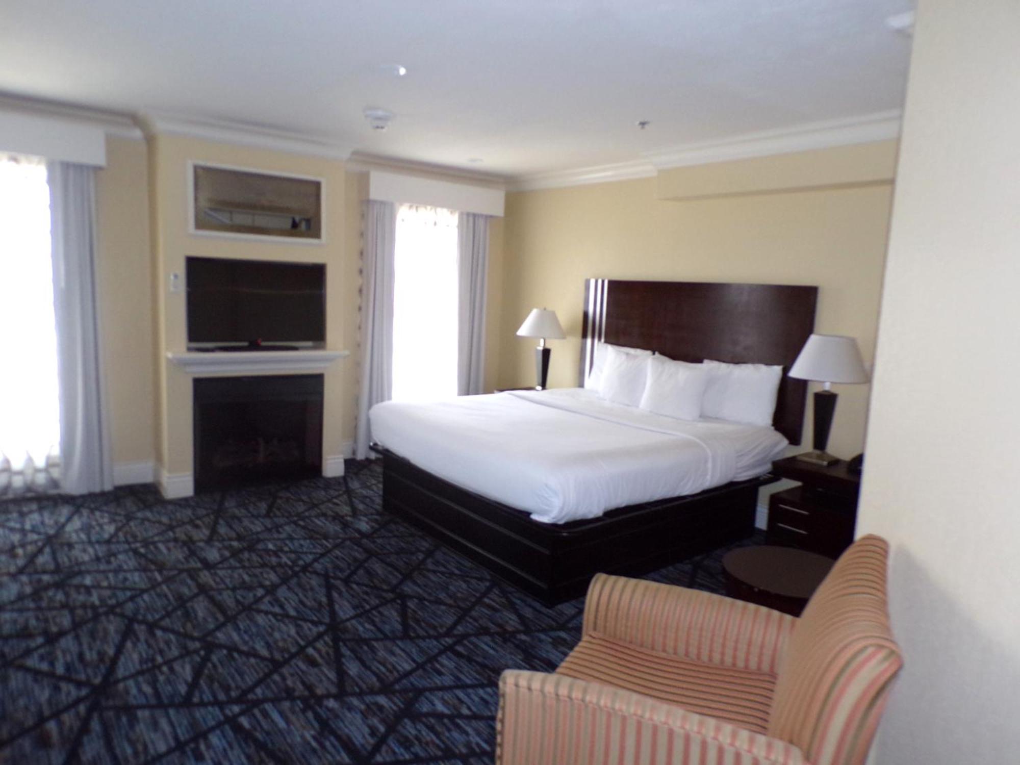 לוויסטון Niagara Crossing Hotel And Spa מראה חיצוני תמונה