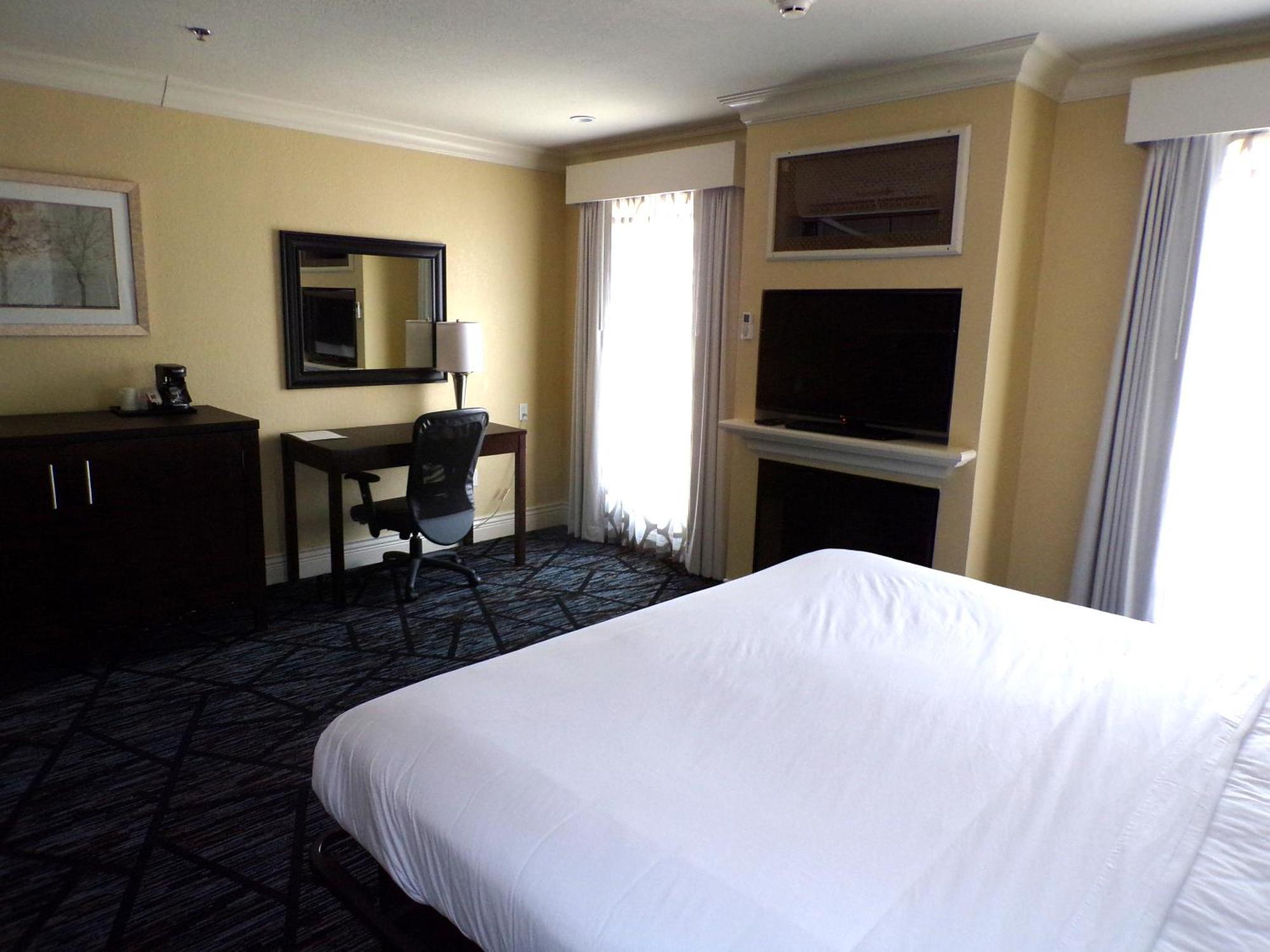 לוויסטון Niagara Crossing Hotel And Spa מראה חיצוני תמונה