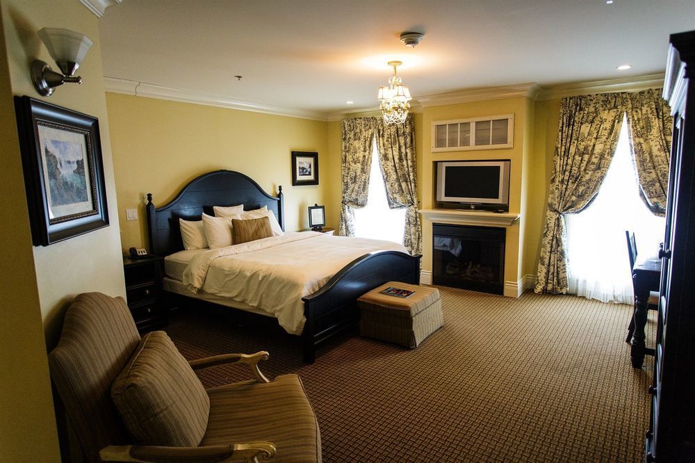 לוויסטון Niagara Crossing Hotel And Spa מראה חיצוני תמונה