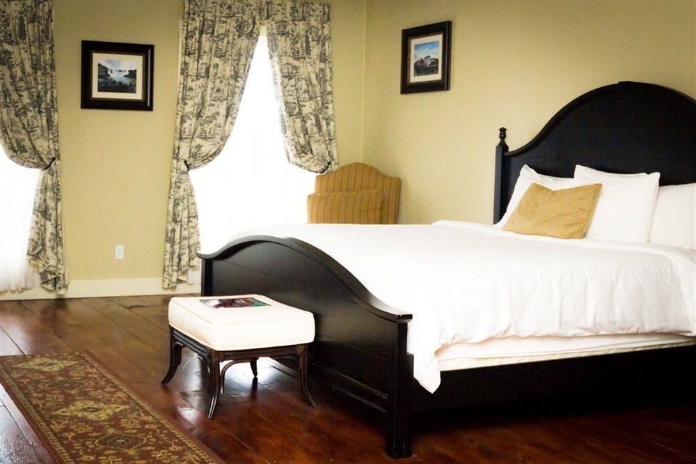 לוויסטון Niagara Crossing Hotel And Spa מראה חיצוני תמונה